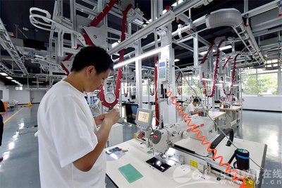 课岗融合 校企共建 浙纺服职院打造服装数字化学习型工厂的计算机软件技术开发实践